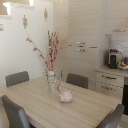 Bed & Breakfast Domus Del Borgo Antico 3*
